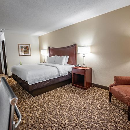 צ'יליקות Christopher Inn And Suites מראה חיצוני תמונה